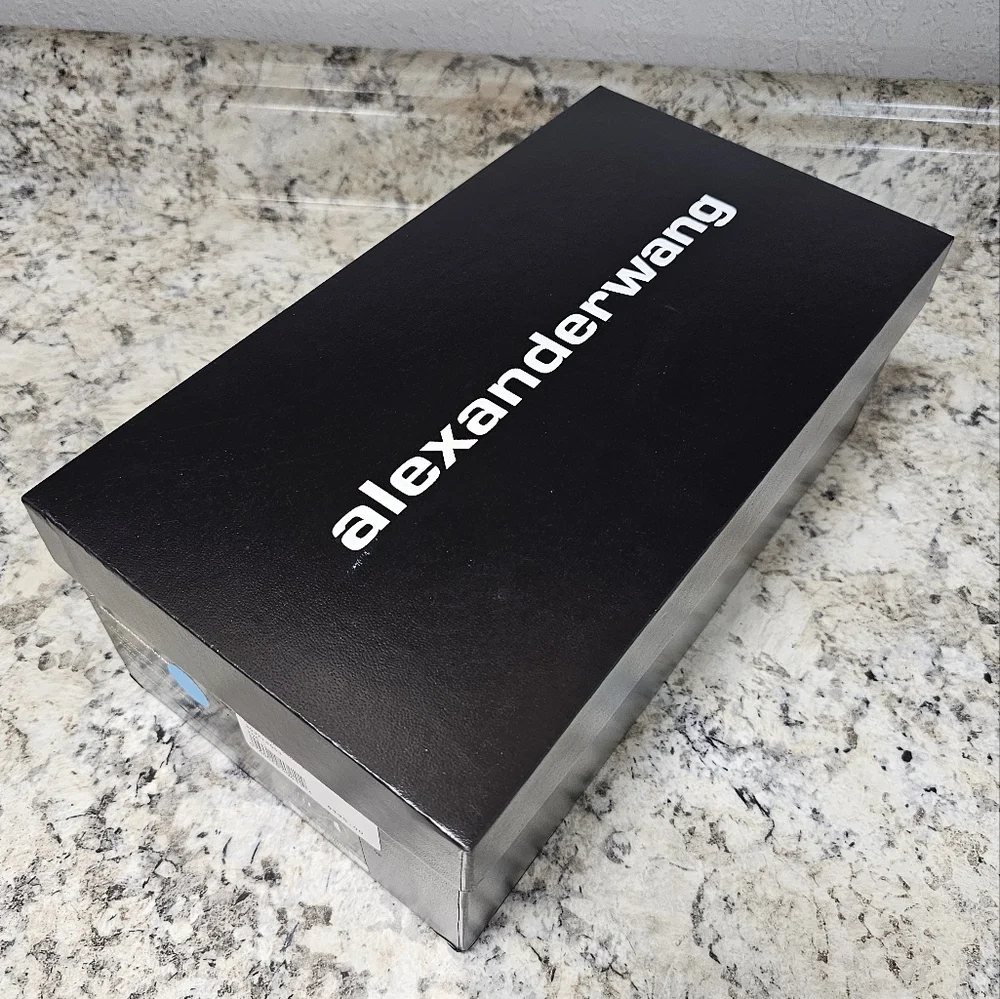 Alexander Empty Gift Box Storage Box - Picture 2 of 8
